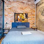 Star66 Apartment, Air-Cond